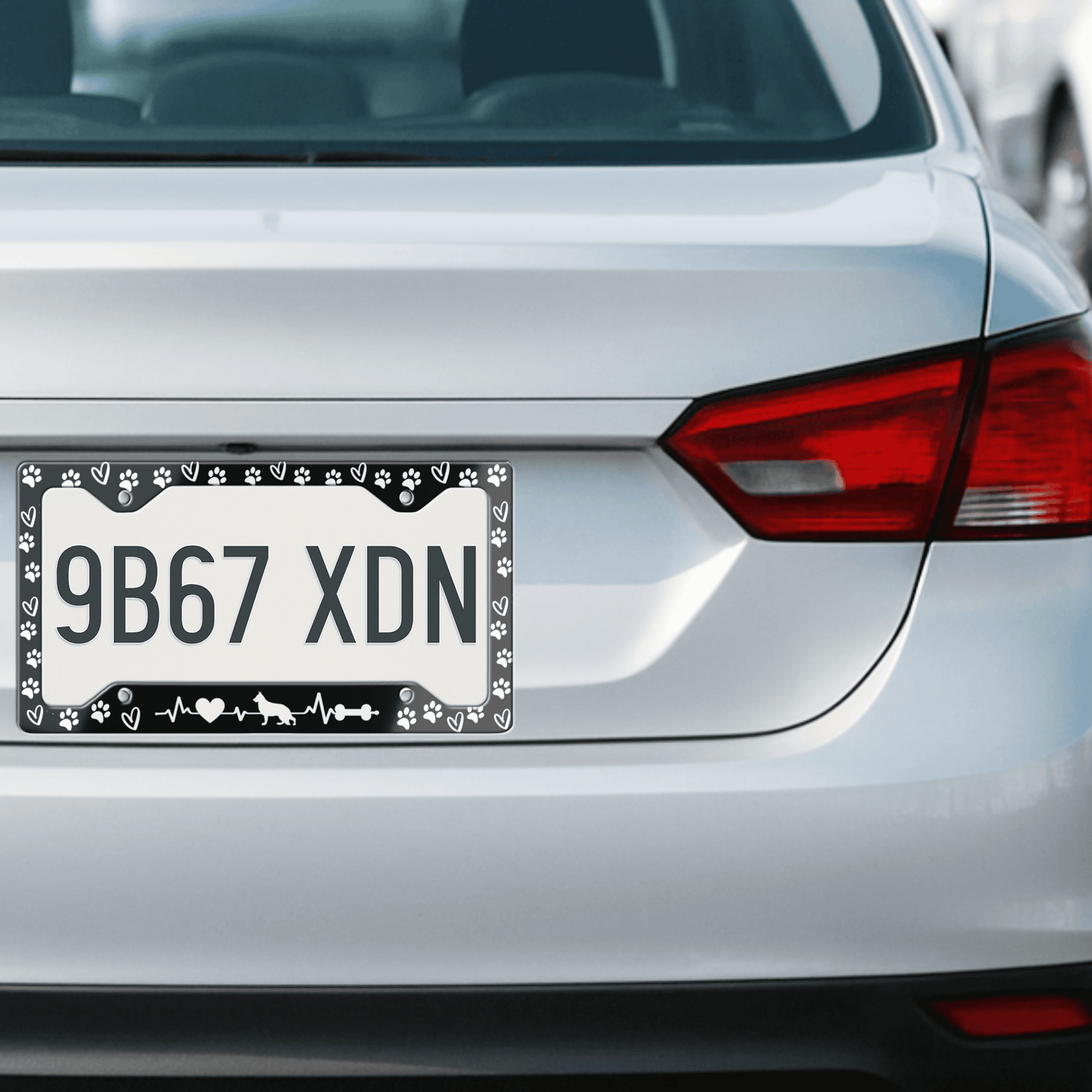 Custom Pet Art License Plate Frame – Dog & Cat Heartbeat Design Personalized Car Accessory