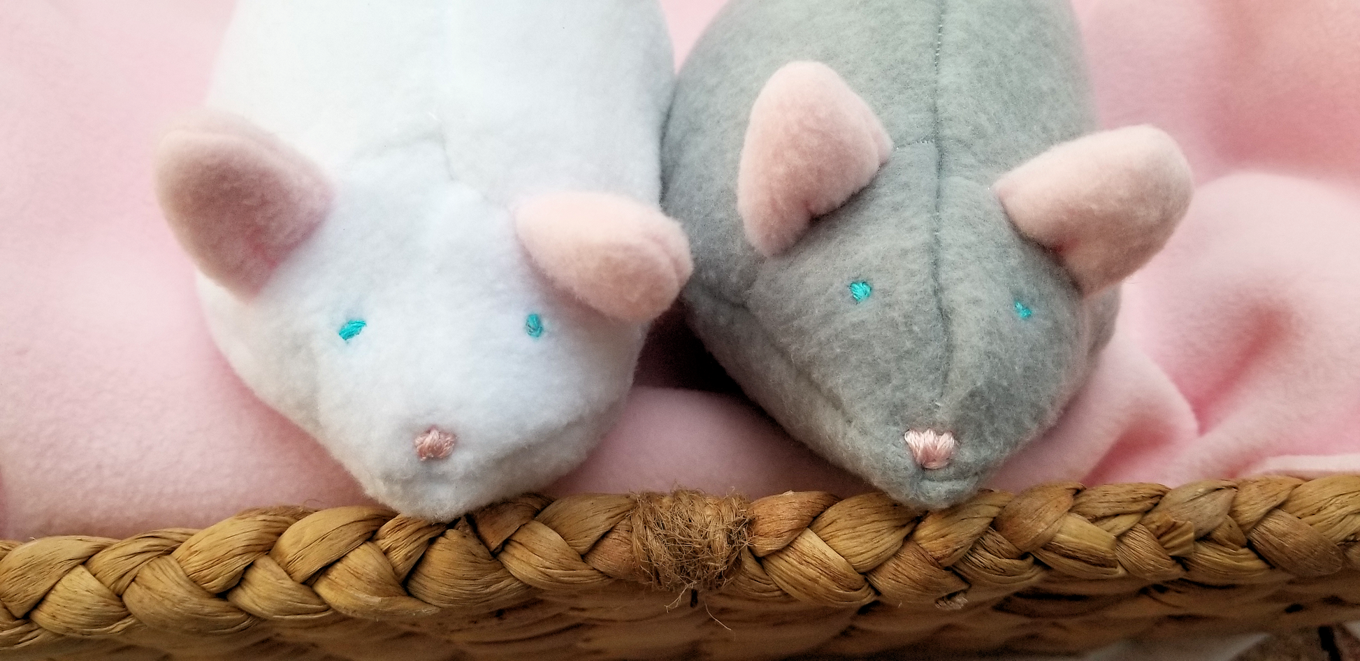 Dog top toy mouse